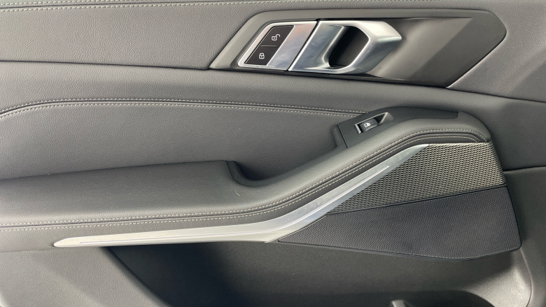 BMW X5 xDrive30d MHT M Sport 5dr Auto [Pro Pack] Diesel Estate